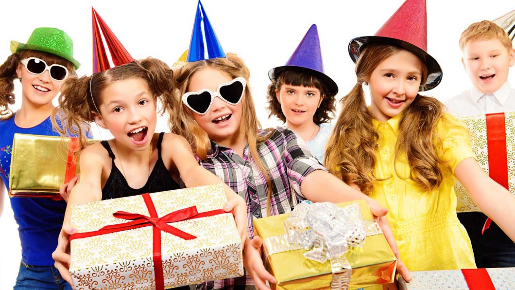 Seven Great Gifts To Give Children On Their Birthdays - Bambini Fashion
